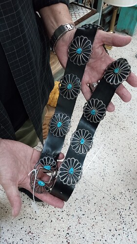 f01f21d407030b8ca42957add641329881c1df95_2_281x500