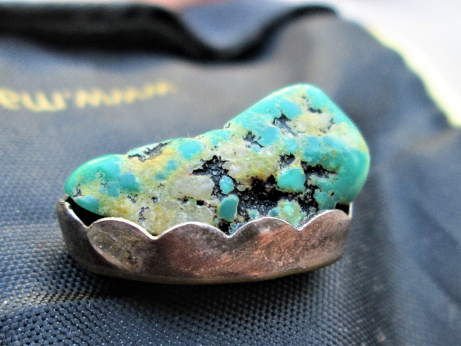 silver%20turquoise%20tie%20tac