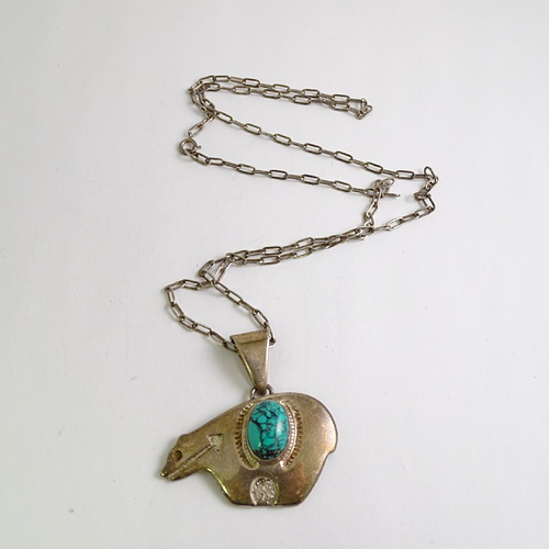 Dan%20Jackson%20Navajo%20bear%20turquoise%20pendant%203