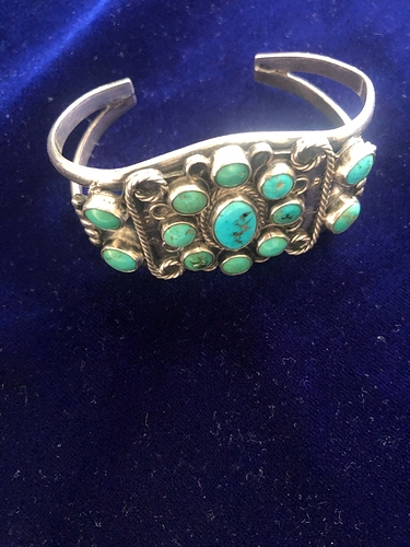 320877180_4c7e49da-2bc4-4b50-a91c-f681d68ac57b