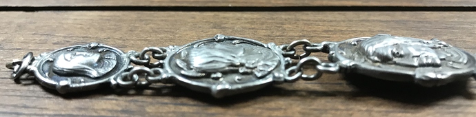 7DBBB705-5F2E-4567-B12C-9C3698C3E290