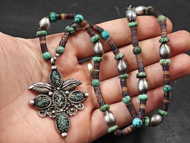 slika-nevidjena-srebrna-antikvarna-ogrlica-retkoo_slika_O_437724817