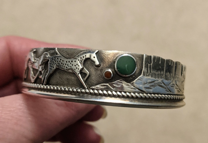 PXL_20201207_043757181.MP