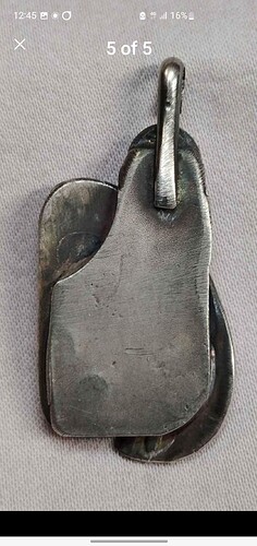 Pendant 4