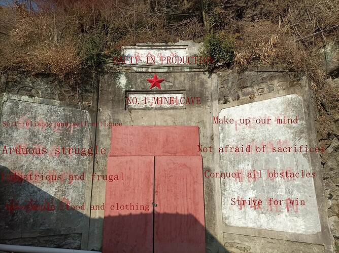 exterior of the turquoise cave1