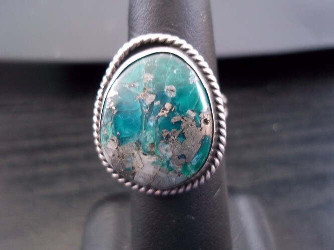 Unknown ring 003