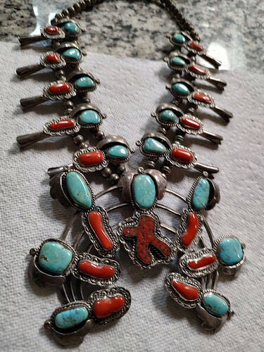 1000002438