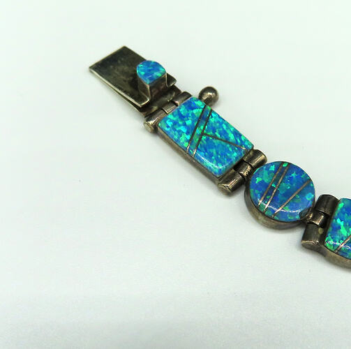 opal inlay geometric bezel hinged bracelet clasp