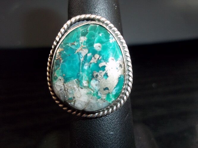 Unknown ring 002