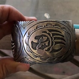 Bear_Claw_cuff4