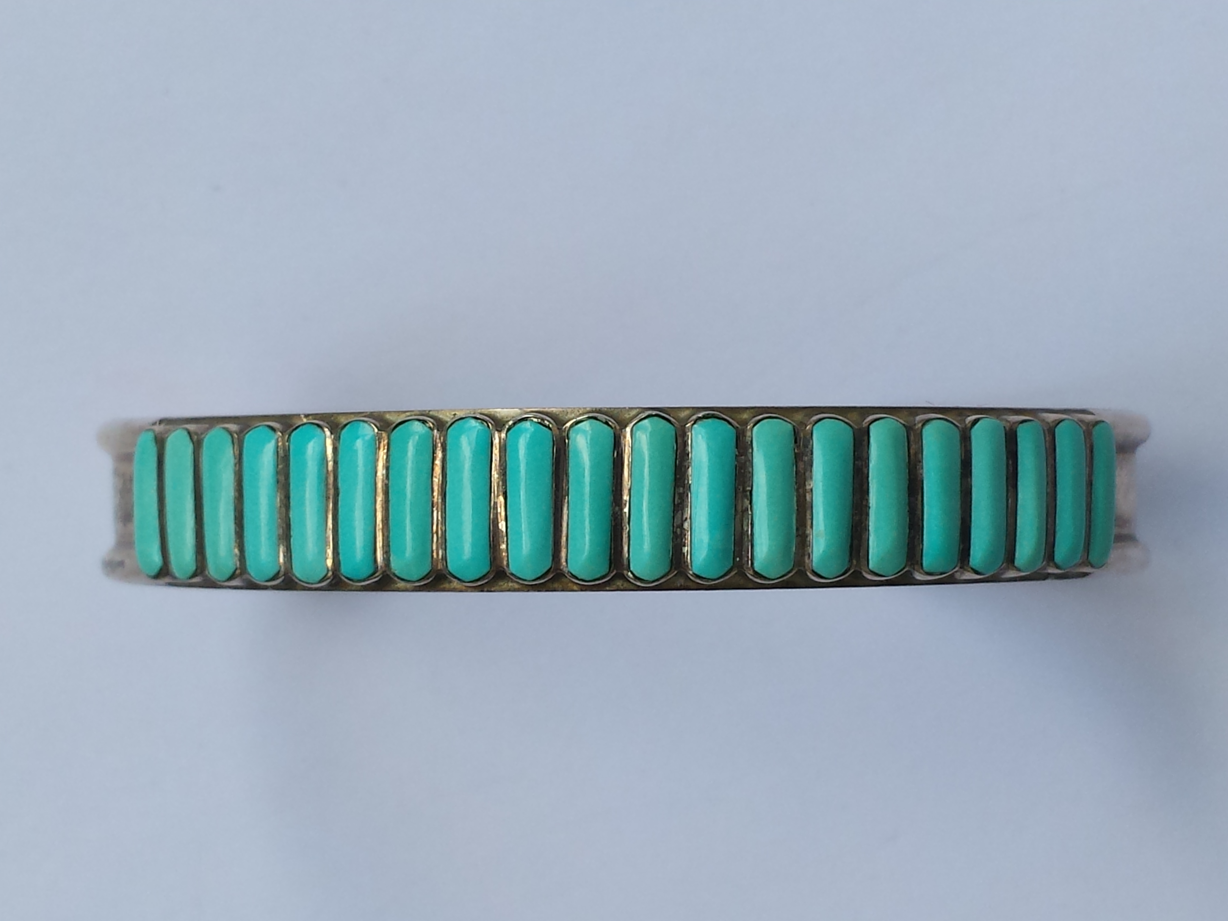 LYNCH SILVERSMITH“TURQUOISE SCALE CUFFS” SCALE CUFFS with TURQUOISE : GRAND GUIGNOL